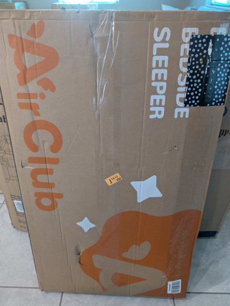 AirClub Bedside Bassinet 