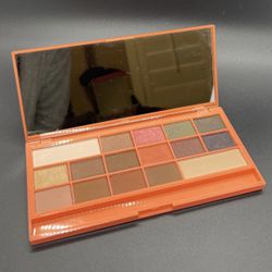 I Heart Revolution Eyeshadow Pallet