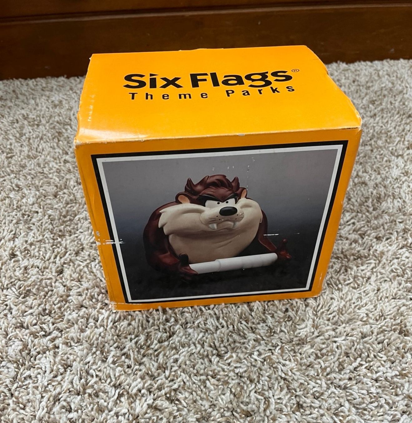 Brand new Tasmanian Devil tissue holder