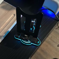 Neewon Phone Charging Stand 