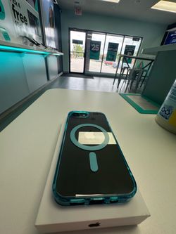 2 IPHONE 16E FOR $500      -      2 IPHONE  16E  POR $300