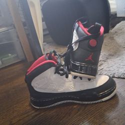 Jordan's Size 6.5 Good Condition F
