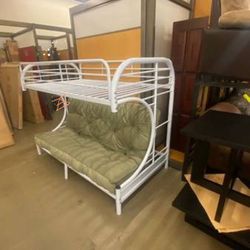 Eclipse White Finish Twin/Full/Futon Bunk Bed
ACME$10 Down Payment And Financing Available