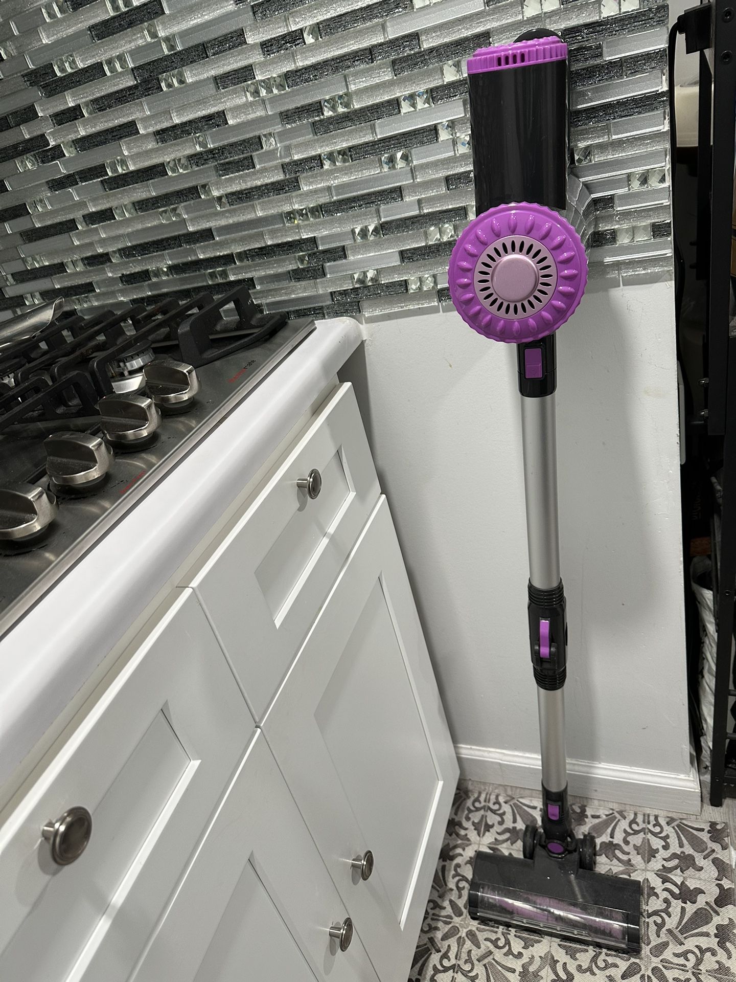 Lightweight Cordless Vacuum