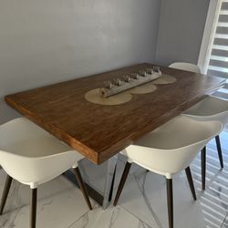 dinning table 