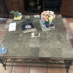 Coffee table marble And metal Frame
