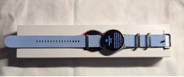 Samsung Galaxy Watch 7 ,40mm, Cream, Wifi/Bluetooth , Athleisure Band, Sky Blue
