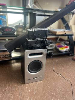 Surround sounds speakers