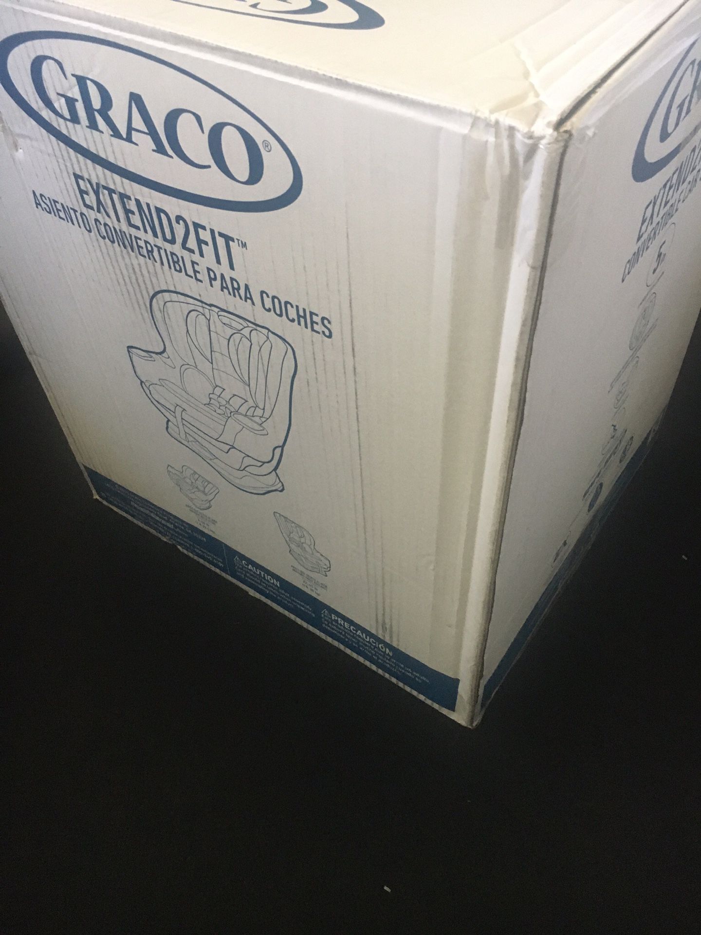 Brand New Graco extend2fit Car Seat