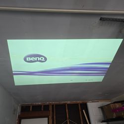 BENQ  projector in perfect working condition