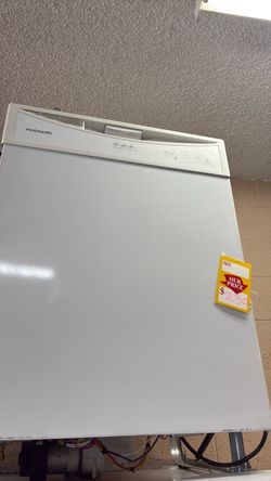 Like new Frigidaire dishwasher