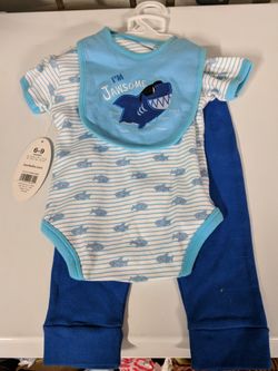 Baby's shark outfit