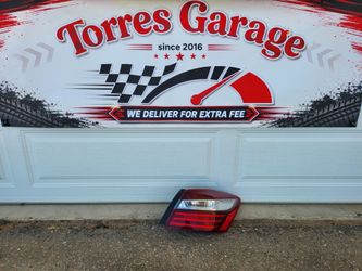 2016 - 2017 Honda Accord Tail Light Oem Passenger Side