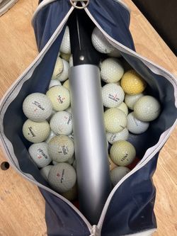 Golf ball shag bag with balls