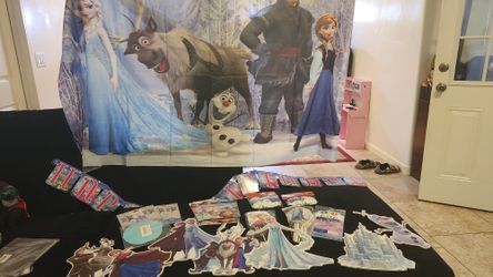 Frozen Decorations 
