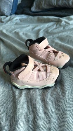 Jordan pink toddler shoes