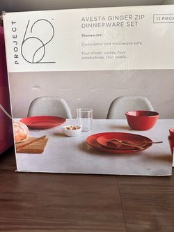New Avesta 12-Piece Stoneware Dinnerware Set – Red