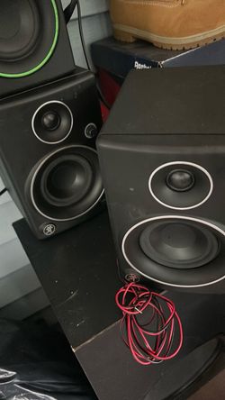 Mackie MR5 mk3 powered studio monitor