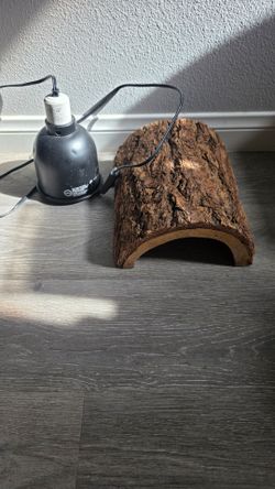 Reptile Cork Bark Hide and Heat Lamp