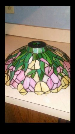 Tiffany Style stained glass lamp shade good stain glass