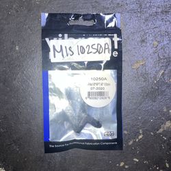 The Vibrant Performance 90 degree elbow adapter fitting