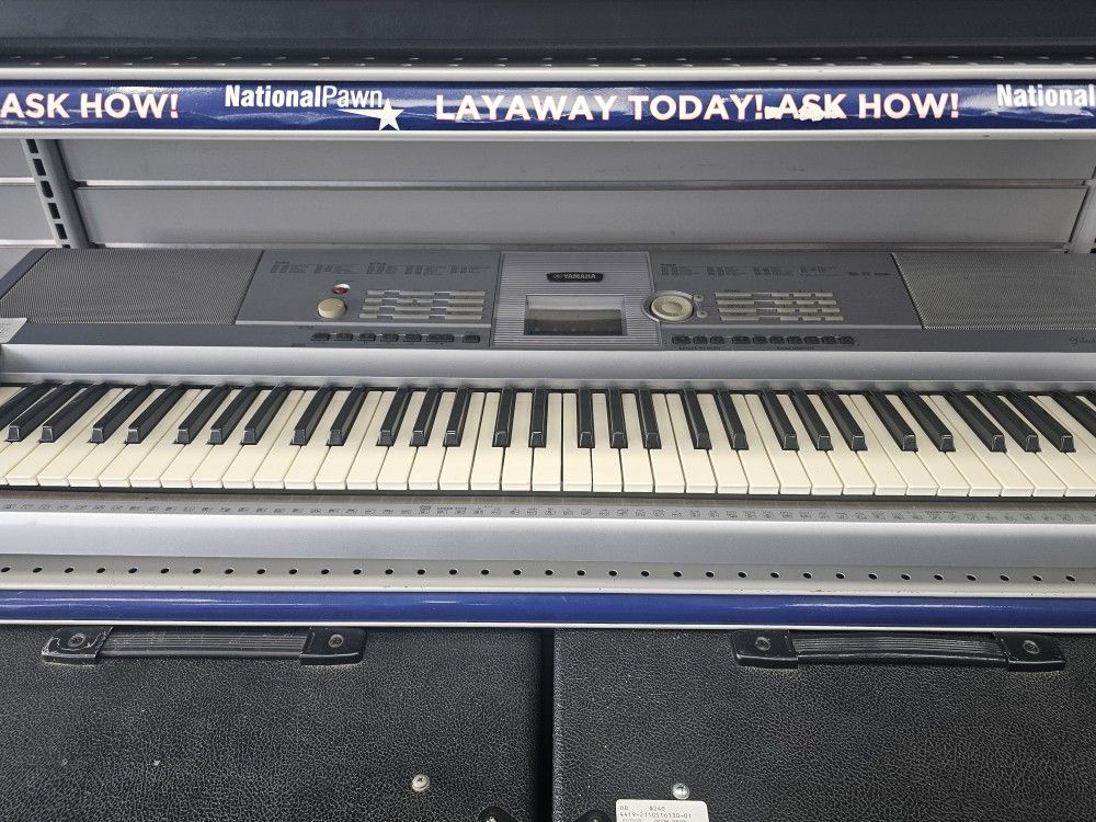 Yamaha Electric Keyboard. DGX-203. ASK FOR RYAN. #4(contact info removed)849-01