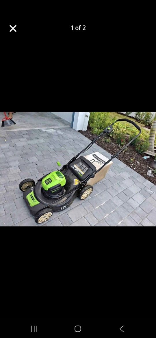Greenworks 21" Blade Electric Lawn Mower