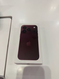 Apple iPhone 18 pro 256Gb burgundy