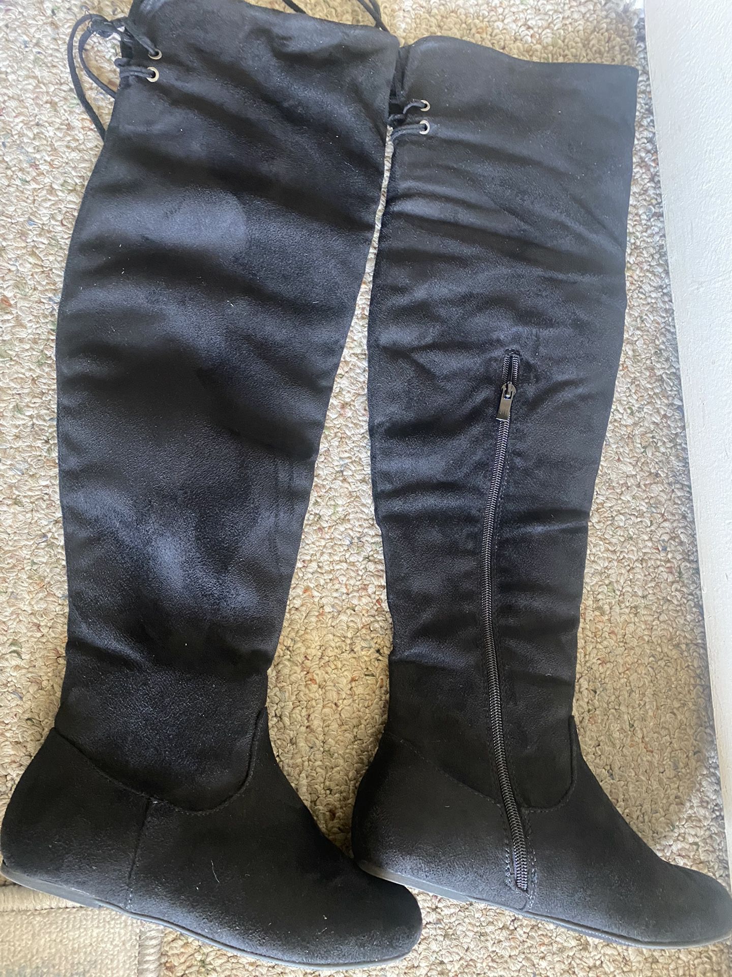 Black Boots Size:5 /1/2For Women 