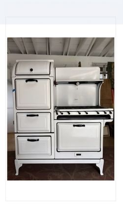 Vintage White Enamel magic chef  Gas Range Stove