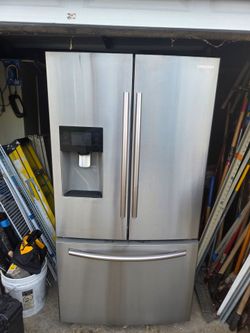 SANSUNG RFRIGERATOR