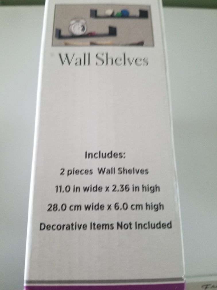 Wall shelves