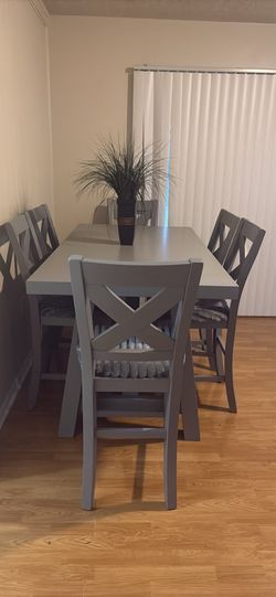 Table 6 Chair Set