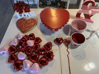 Valentines Day Decorations And Goodies