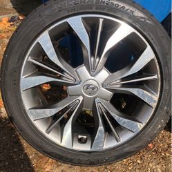 Hyundai Sonata Rims & Tires 
