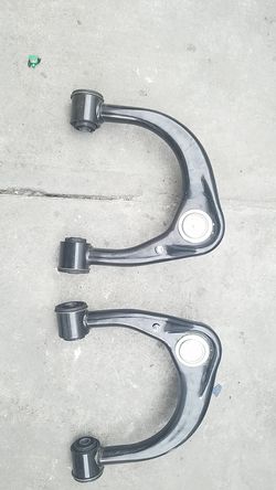 2017 tacoma arm