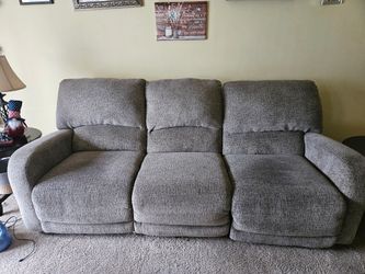 Double reclining sofa