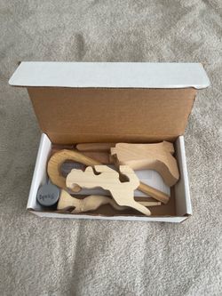 Used wood carving kit