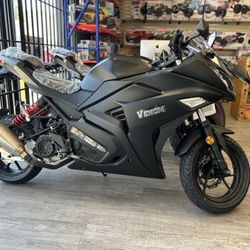 Venom X19 200cc Automatic Motorcycle