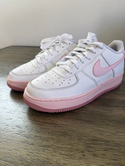 Nike Air Force 1 White Pink Sneakers