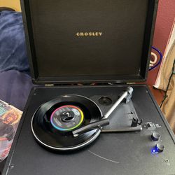 Vintage Crosley Portable Record Player 