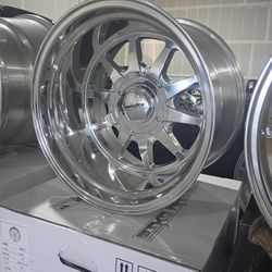 17x11 Esko 5x127 Or 6x139 New