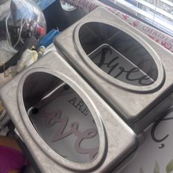 2 Kleenex Holders 