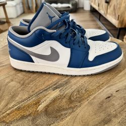 Jordan 1 Low Size 12