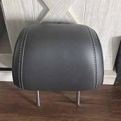 New OEM Ford Explorer Leather Headrests (2013–2019) Black Sport – Front Row