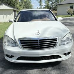 2009 Mercedes Benz S550 With AMG Package