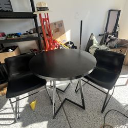 Table & Chairs ( Black ) 