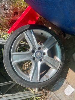 Mercedes rim