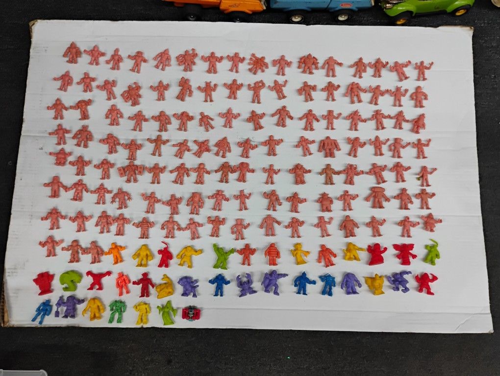Muscle Man and monsters in my pocket 150 PCs