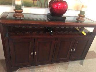 Dinner dresser